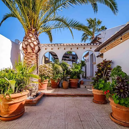 Cristina Pinosol Javea By Rock Villa
